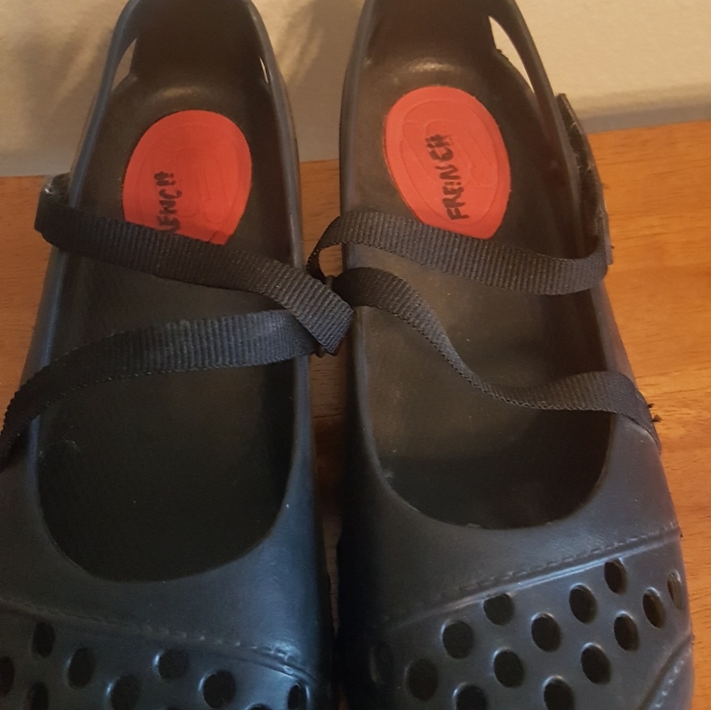Sketchers shoes